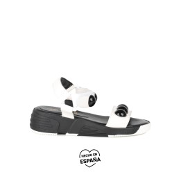 SALONISSIMOS Sandalias Suela Deportiva Tachuelas Blancas
