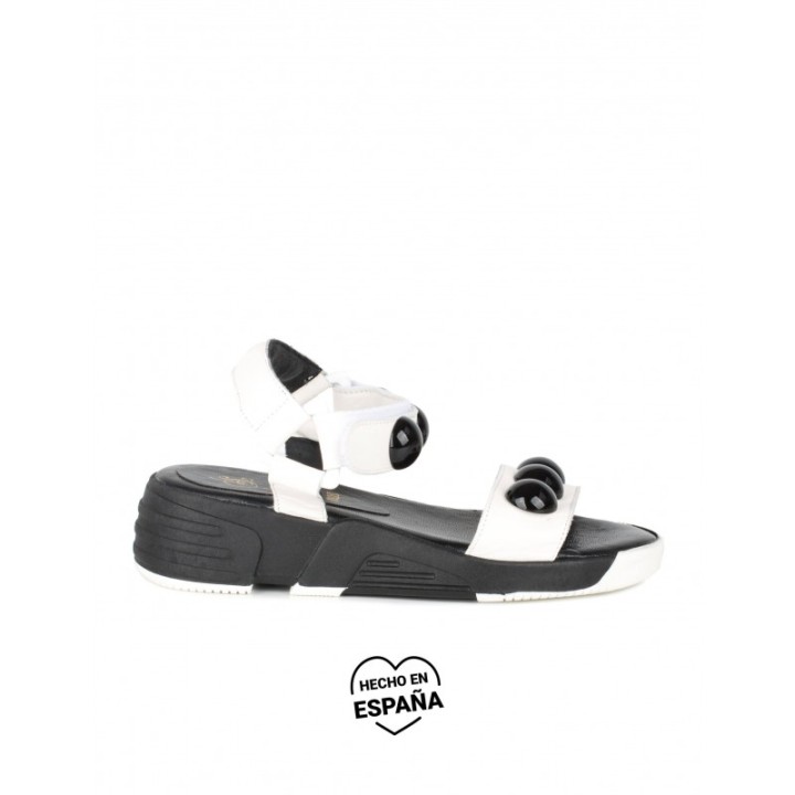 SALONISSIMOS Sandalias Suela Deportiva Tachuelas Blancas