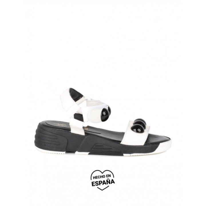SALONISSIMOS Sandalias Suela Deportiva Tachuelas Blancas