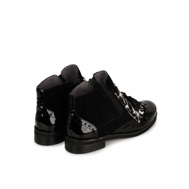 SALONISSIMOS Botines Negros Lengueta Pelo