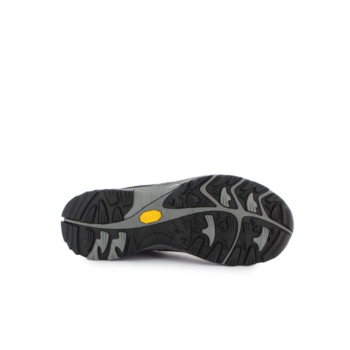 Zapatillas de Montana Gore Tex CHIRUCA Sumatra Negras