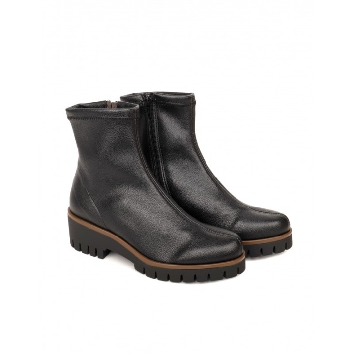 Botines Piel Suela Track Negros PERA LIMONERA