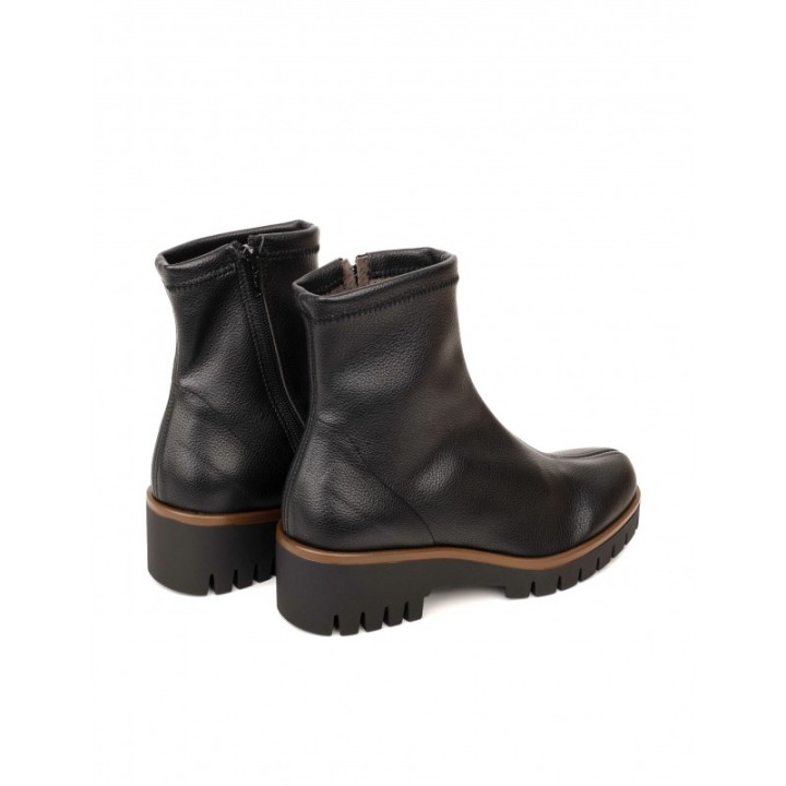 Botines Piel Suela Track Negros PERA LIMONERA