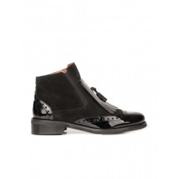 SALONISSIMOS Botines Planos Charol Negros