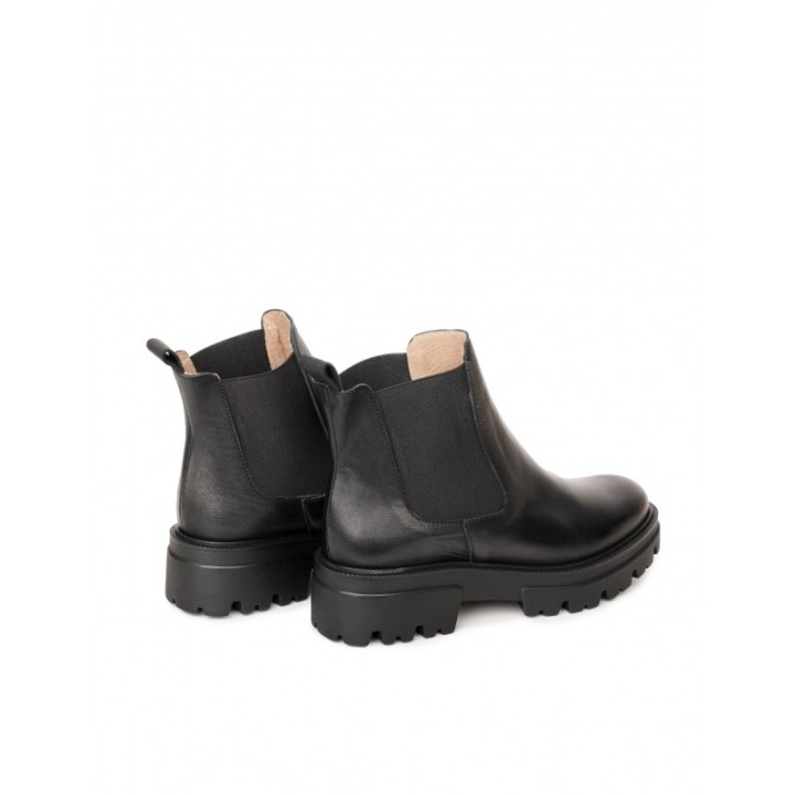 Botines Chelsea Track Negros PERA LIMONERA