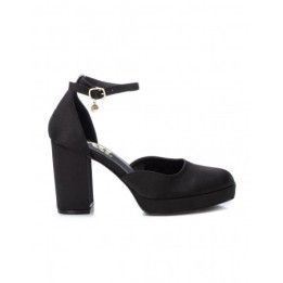 XTI Sandalias Plataforma Raso Negras