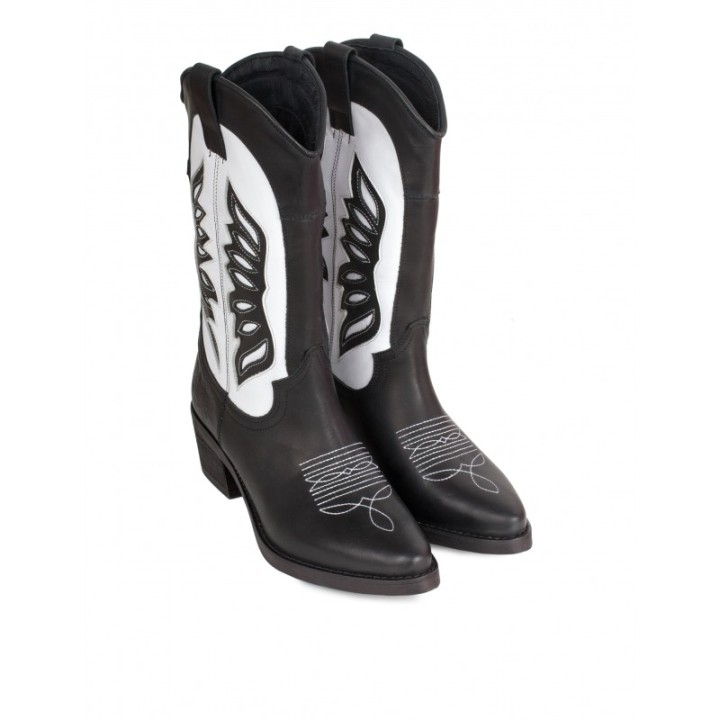Botas Camperas Costuras Combinadas Negras