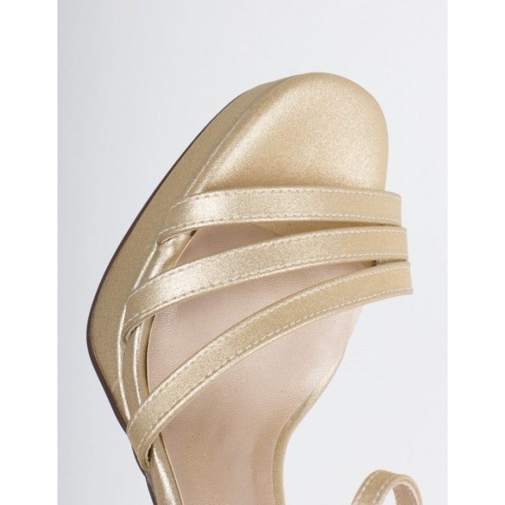 Sandalias Fiesta Plataforma Doradas