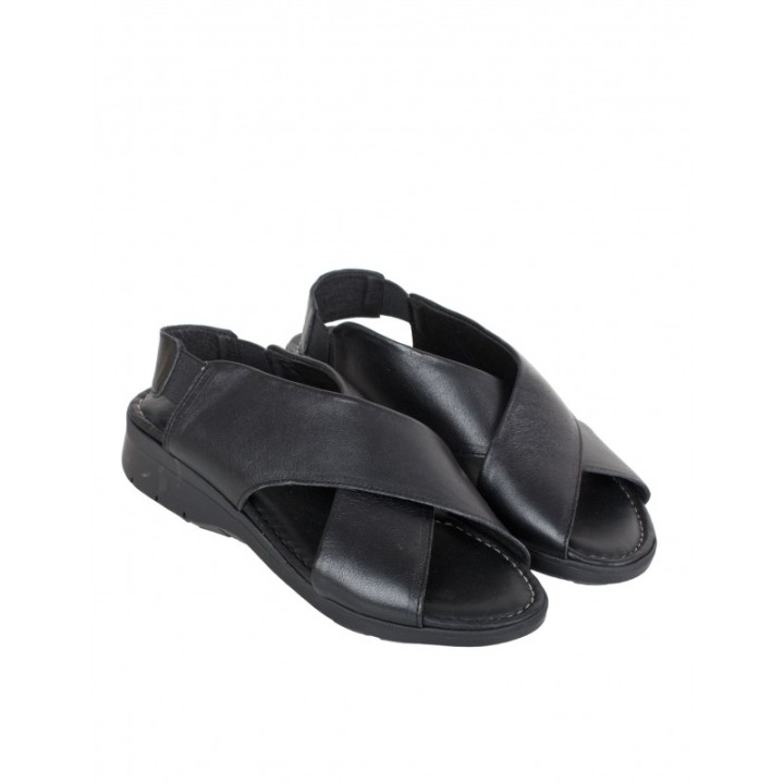 Sandalias Piel Tiras Cruzadas Negras PERA LIMONERA