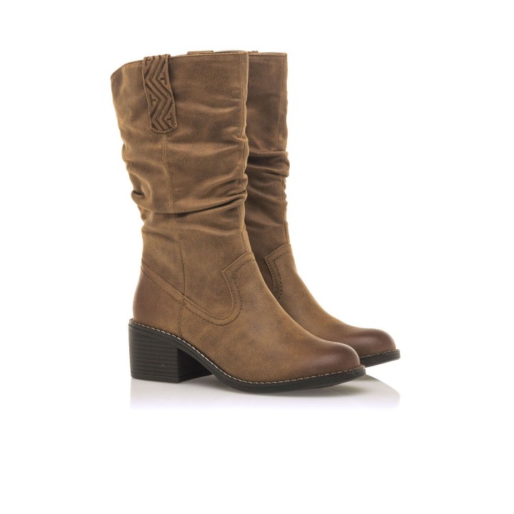 MUSTANG Botas Cana Arrugada Cuero