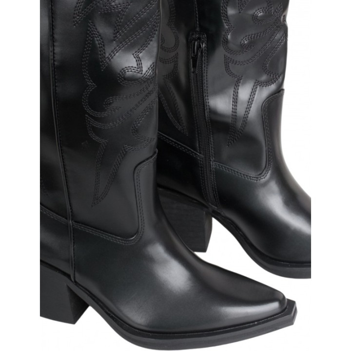 Botas Camperas Altas Tacon Negras