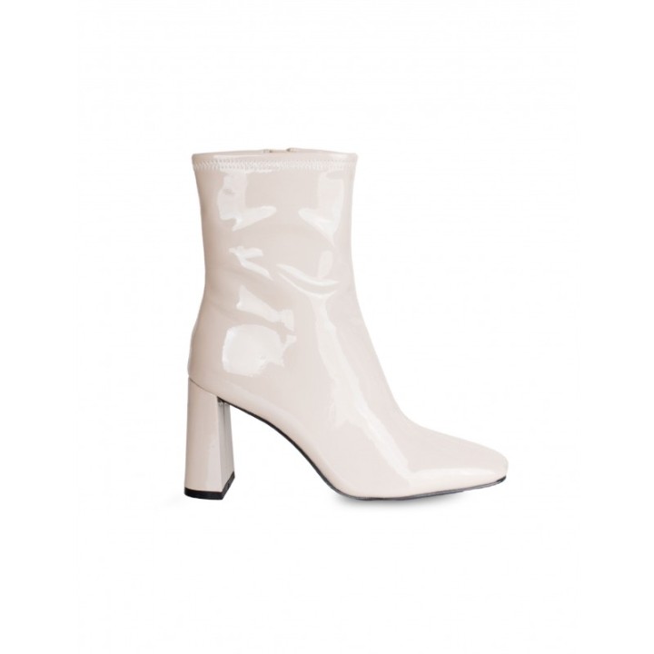 Botines Tacon Charol Beige