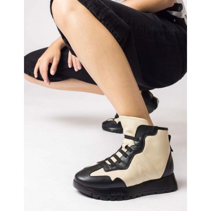 WONDERS Botines Cordones Elasticos Crema