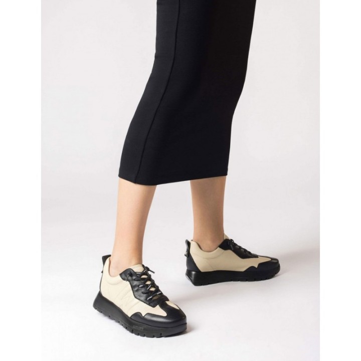 WONDERS Zapatillas Vestir Cordones Elasticos Crema