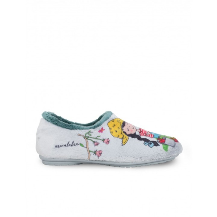 Zapatillas Casa Cerradas Pelo Corazones