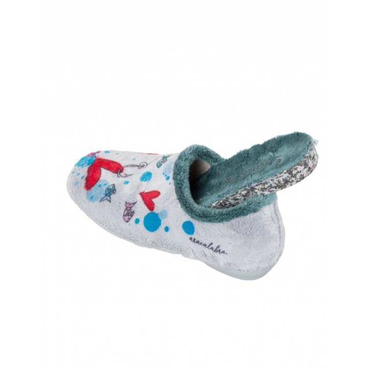 Zapatillas Casa Cerradas Pelo Corazones