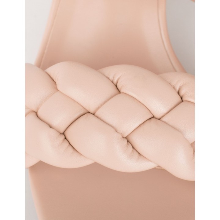 Zueco Tiras Trenzadas Beige