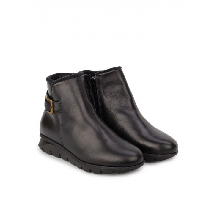 Botines Piel Hebilla