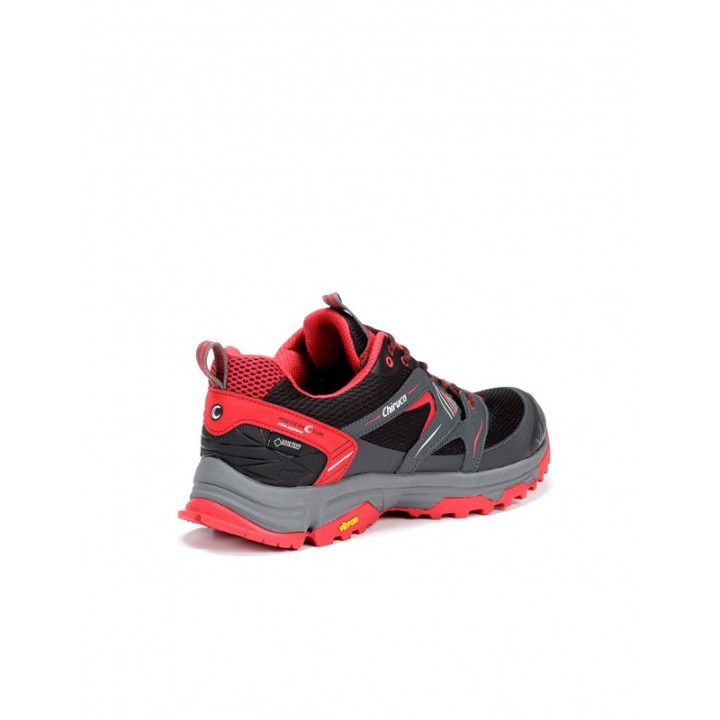 Zapatillas de Montana Gore Tex CHIRUCA Maui