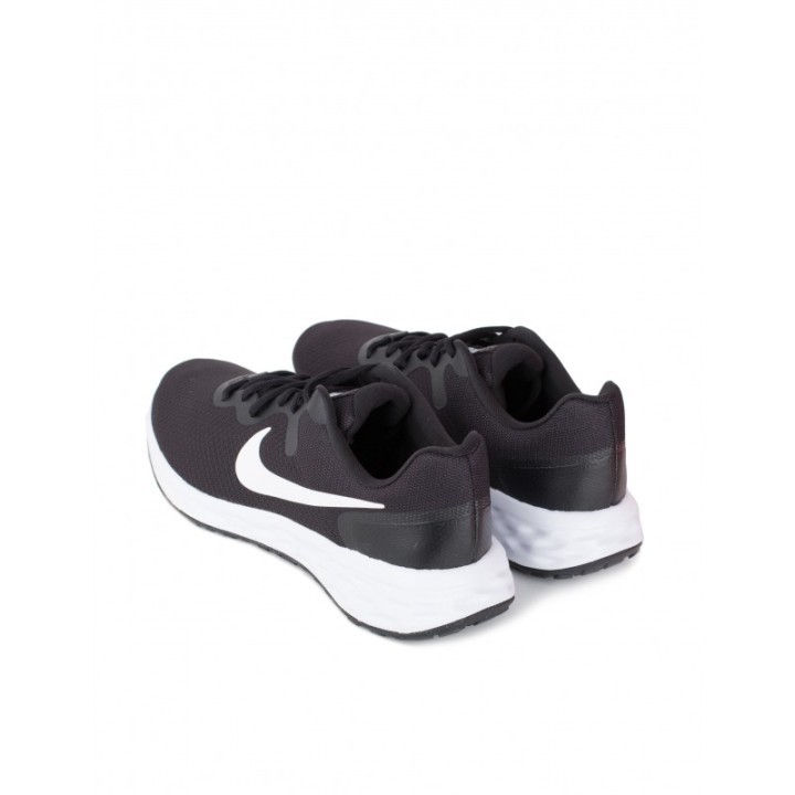 NIKE Revolution 6 Next Nature Negras