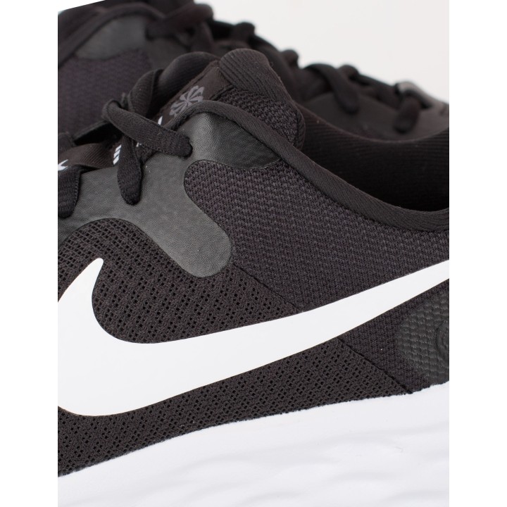 NIKE Revolution 6 Next Nature Negras