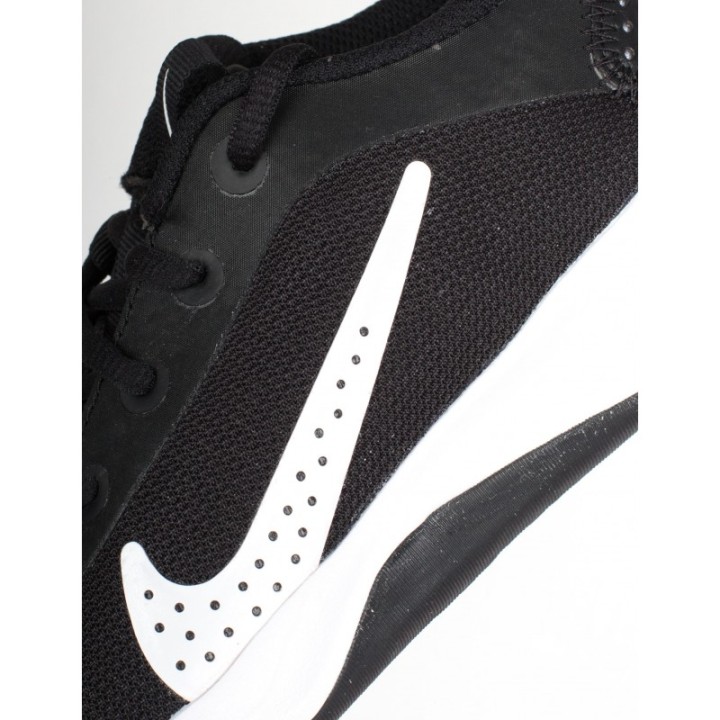 NIKE Omni Multi Court Negras
