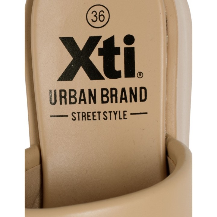 XTI Zuecos Plataforma Beige