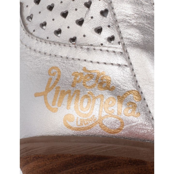 Botines Camperos Calados Corazon Plata PERA LIMONERA