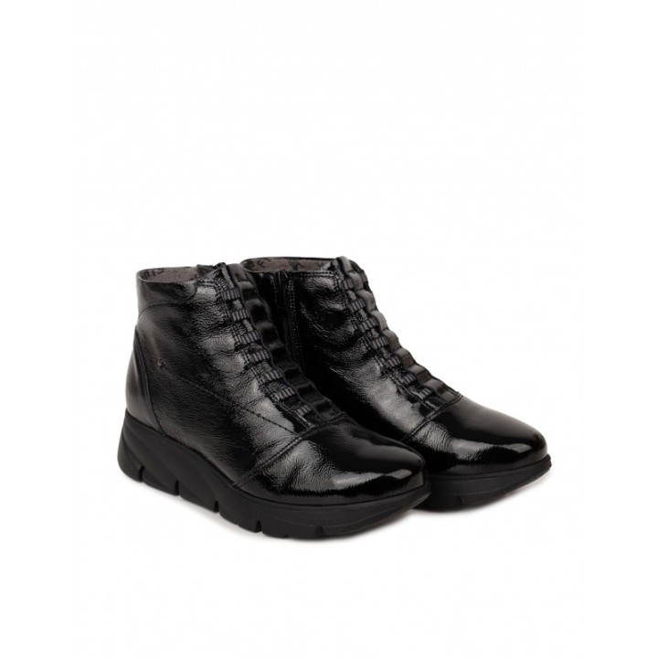 FLUCHOS Botines Cordones Elasticos Charol Negro