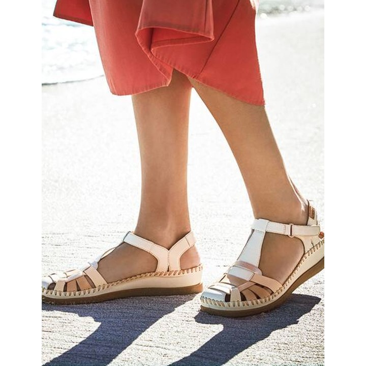 PIKOLINOS Sandalias Cangrejeras Cuna Baja Beige