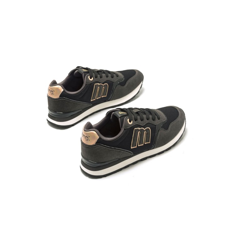 MUSTANG Zapatillas Negras Trasera Dorada
