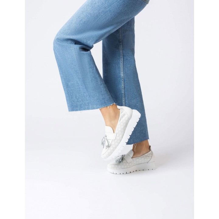 WONDERS Mocasines Borlas Piel Blancos