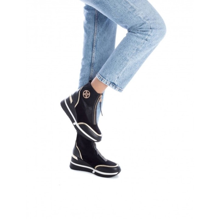 Botines Deportivos Cuna Negros XTI