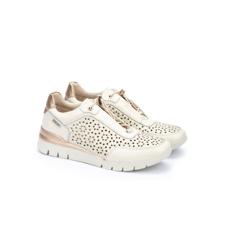 Zapatillas Vestir Caladas PIKOLINOS Beige