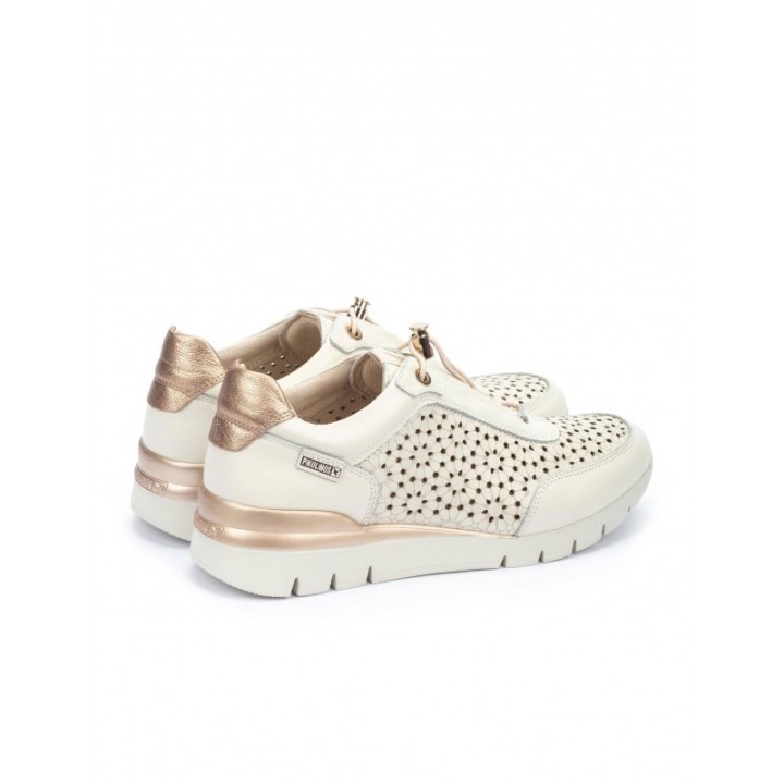 Zapatillas Vestir Caladas PIKOLINOS Beige