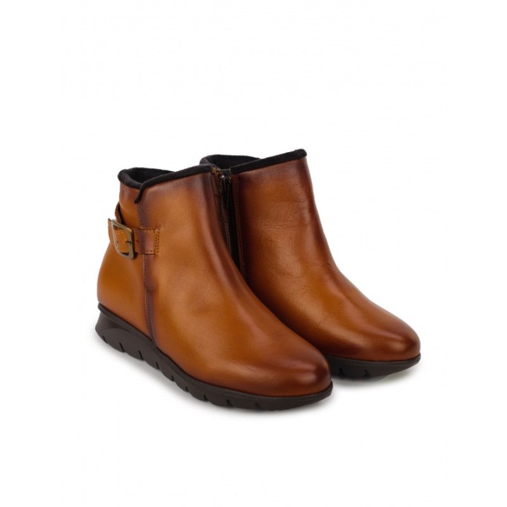 Botines Piel Hebilla