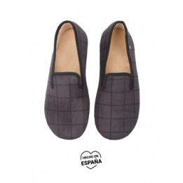 Zapatillas Cerradas Cuadros