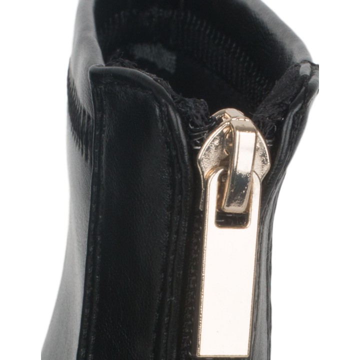 Botines Tacon Cuadrado Negros