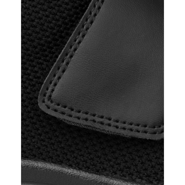 DOCTOR CUTILLAS Deportivas Velcro Negras