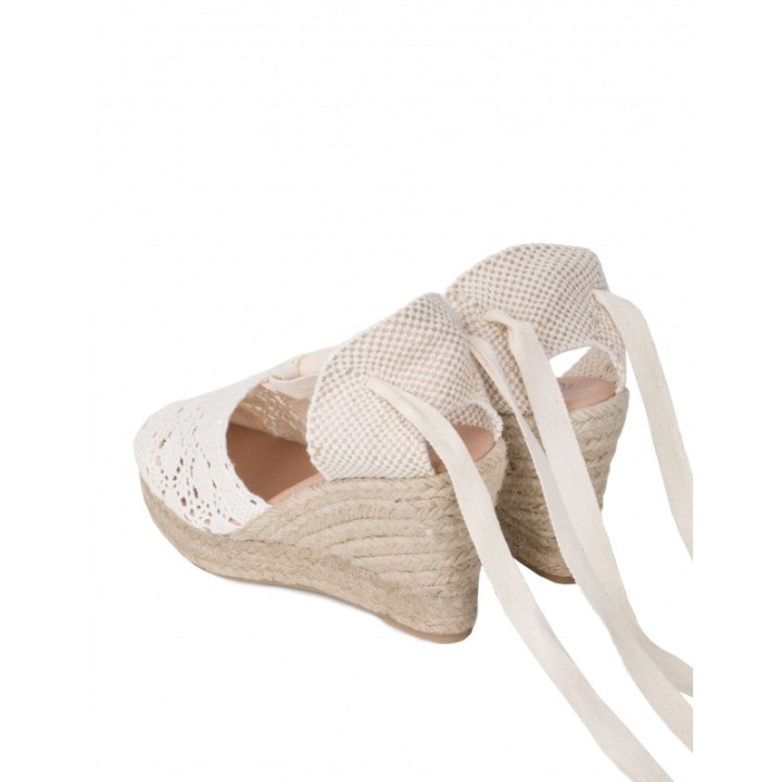 Alpargatas Cintas Crochet Beige PERA LIMONERA