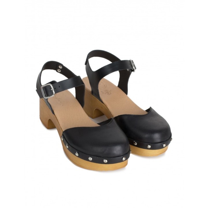Sandalias Madera Tachuelas Negras PERA LIMONERA