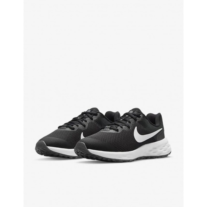NIKE Revolution 6 Negras