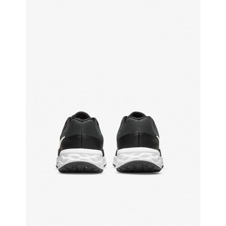 NIKE Revolution 6 Negras