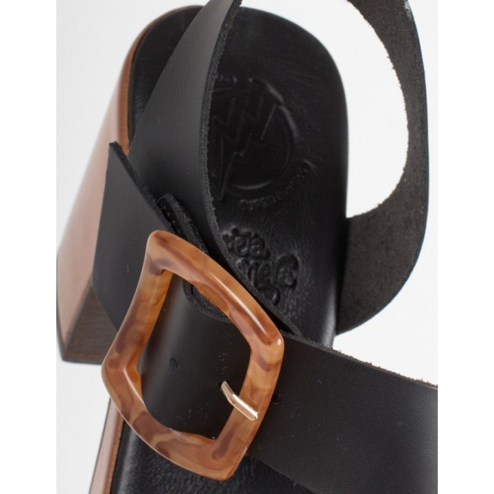 Sandalias Tacon Hebilla Carey Negro PERA LIMONERA