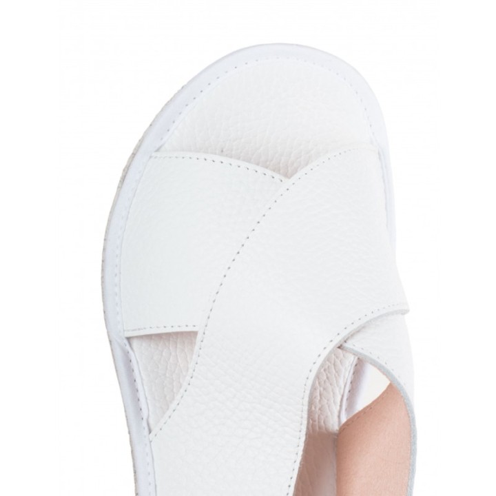 DOCTOR CUTILLAS Sandalias Cuna Piel Blancas