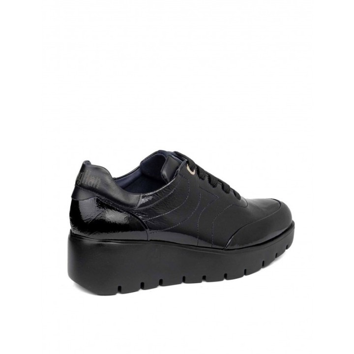 CALLAGHAN Zapatos Cuna Charol Negros