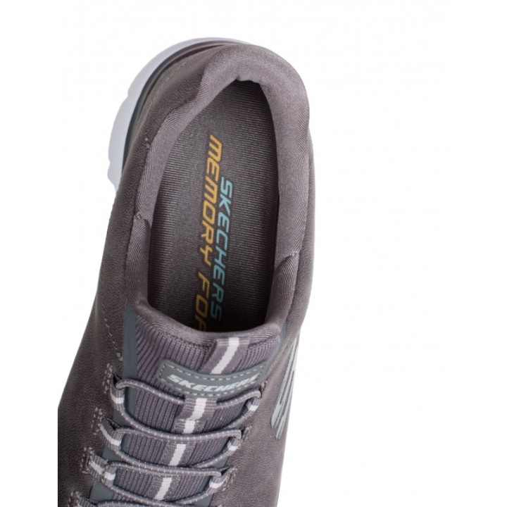 SKECHERS Summits Itz Bazik Grises