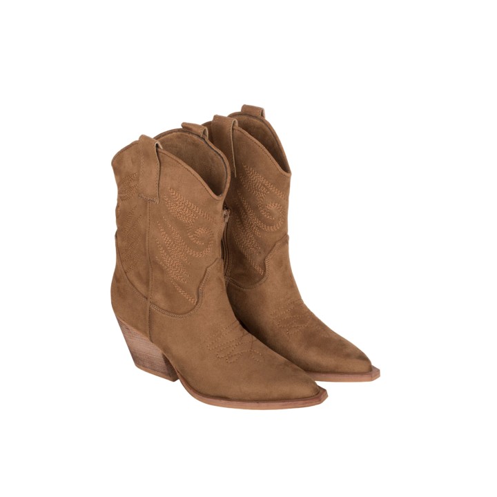 Botines Camperos Costuras Tacon Camel