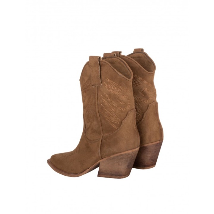 Botines Camperos Costuras Tacon Camel
