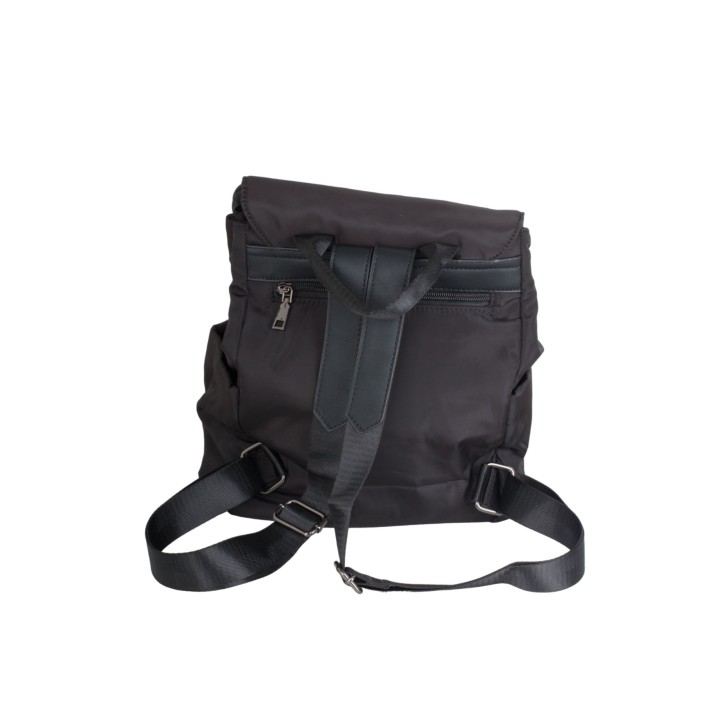 Mochila Casual Solapa Negra